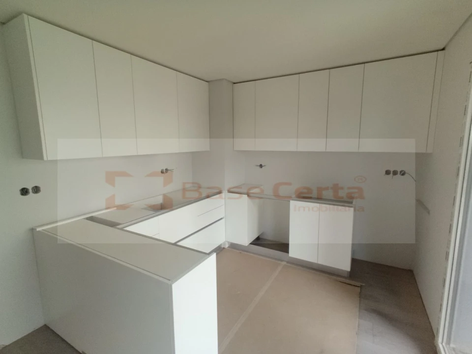 Apartamento T2 para Venda em Santa Iria de Azoia, São João da Talha e Bobadela Foto 7
