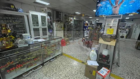 Loja para Venda em Póvoa de Santa Iria e Forte da Casa