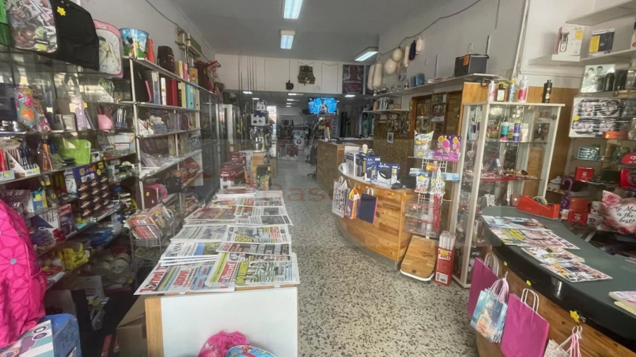 Loja para Venda em Póvoa de Santa Iria e Forte da Casa