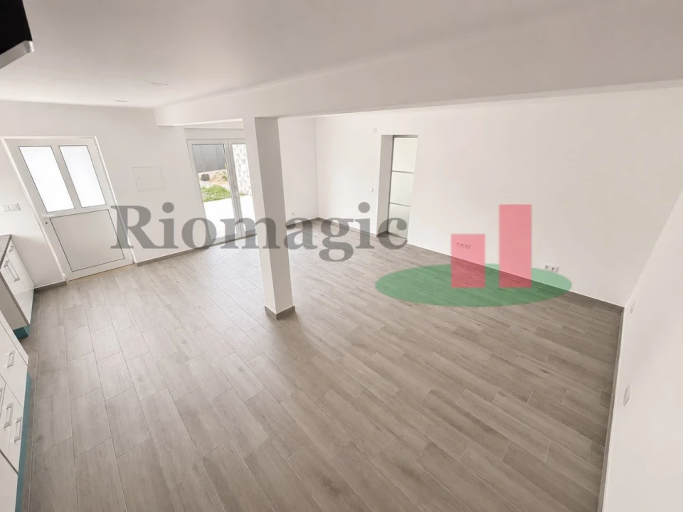 Moradia T2 para Venda em Outeiro da Cortiçada e Arruda dos Pisões Foto 16