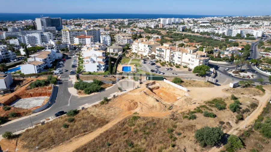 Terreno para Venda em Albufeira e Olhos de Água Foto 7