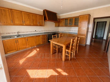 Moradia T3 para Venda em Calvelo