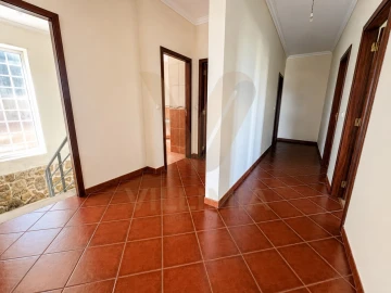 Moradia T3 para Venda em Calvelo
