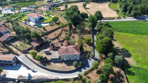 Moradia T3 para Venda em Calvelo
