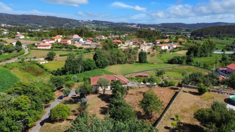 Moradia T3 para Venda em Calvelo