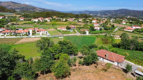 Moradia T3 para Venda em Calvelo