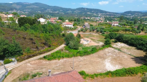 Terreno para Venda em Arcozelo