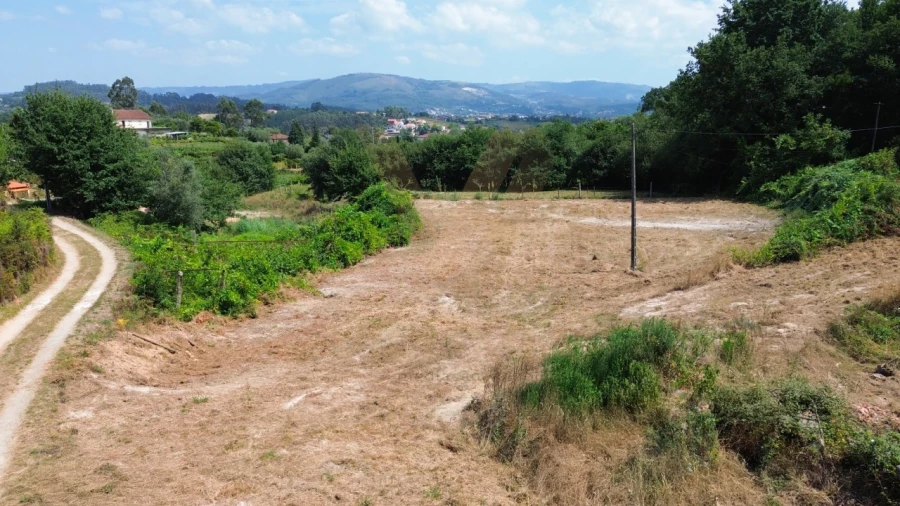 Terreno para Venda em Arcozelo Foto 3