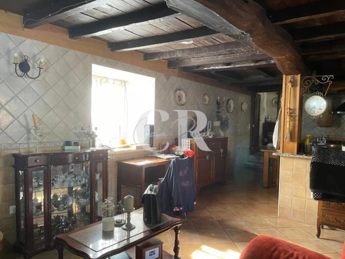 Moradia T4 para Venda em Arrifana Foto 5