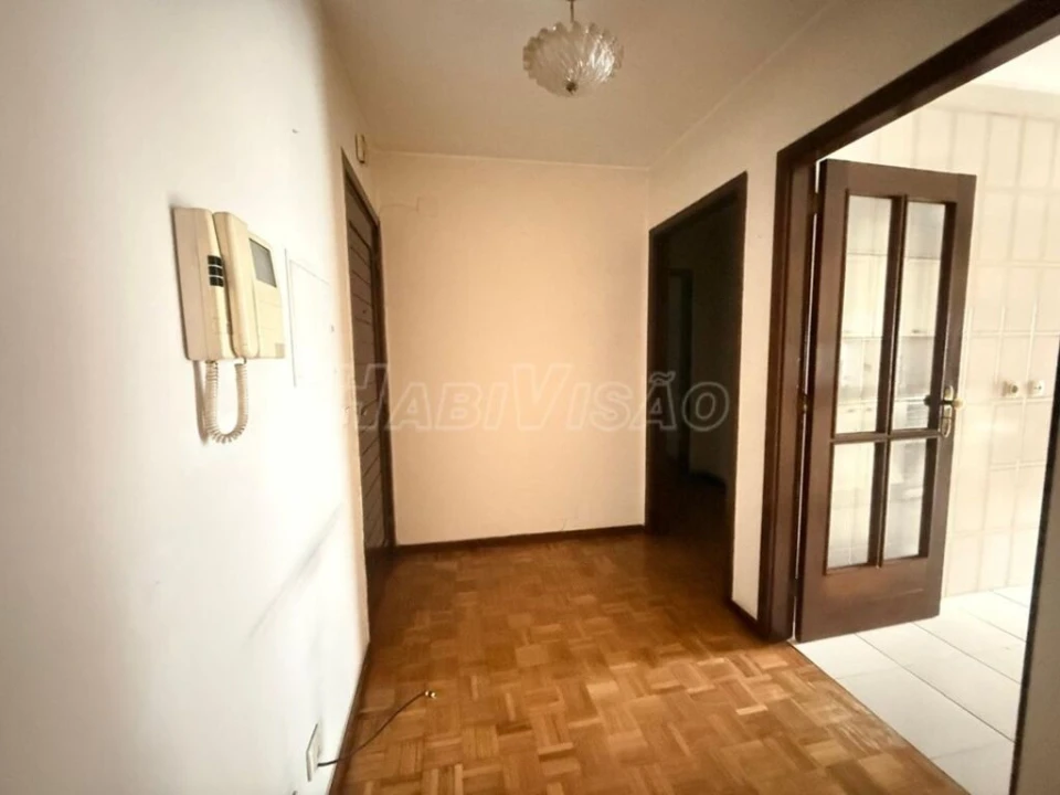 Apartamento T2 para Venda em Aguas Santas Foto 2