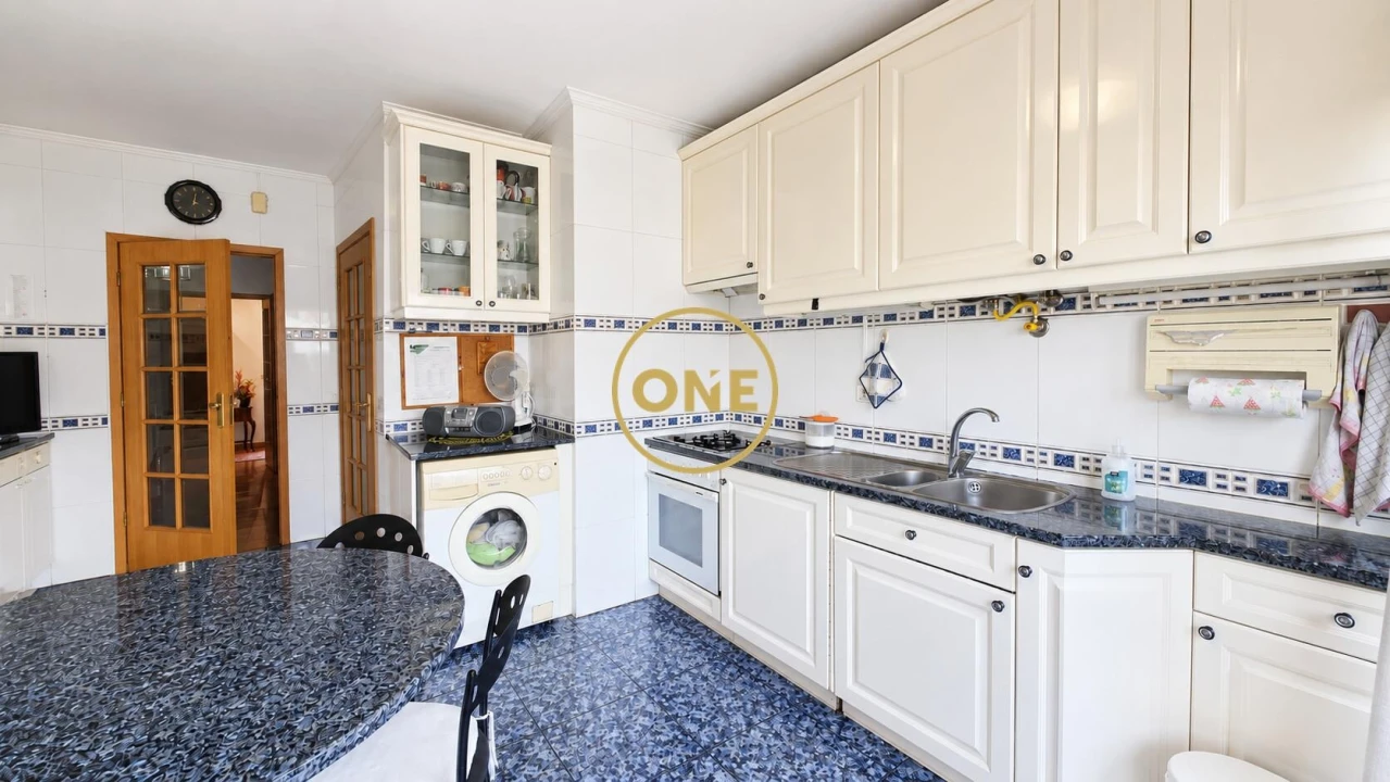 Apartamento T3 para Venda em Nespereira Foto 4