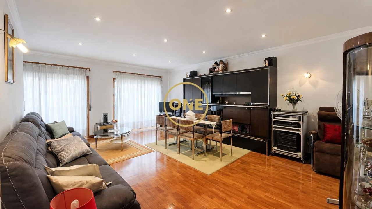 Apartamento T3 para Venda em Nespereira Foto 1