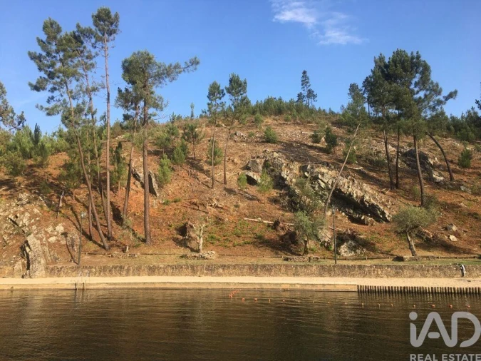 Terreno para Venda em Carvoeiro Foto 4
