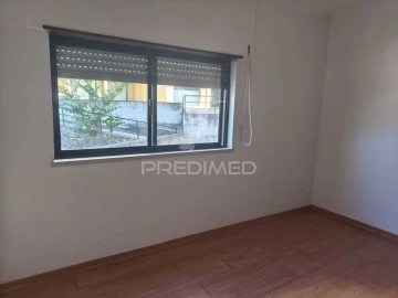 Apartamento T2 para Venda em Arruda dos Vinhos