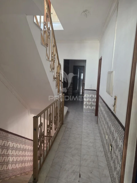 Moradia T4 para Venda em Póvoa de Santa Iria e Forte da Casa