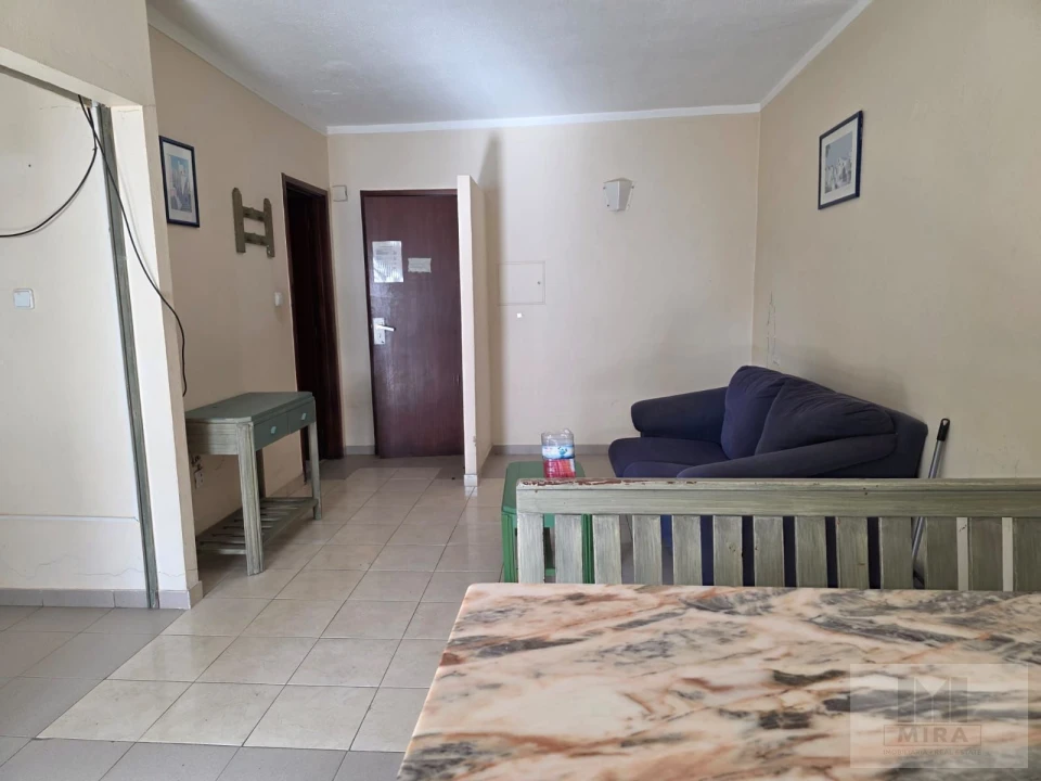 Apartamento T1 para Venda em Portimão Foto 4