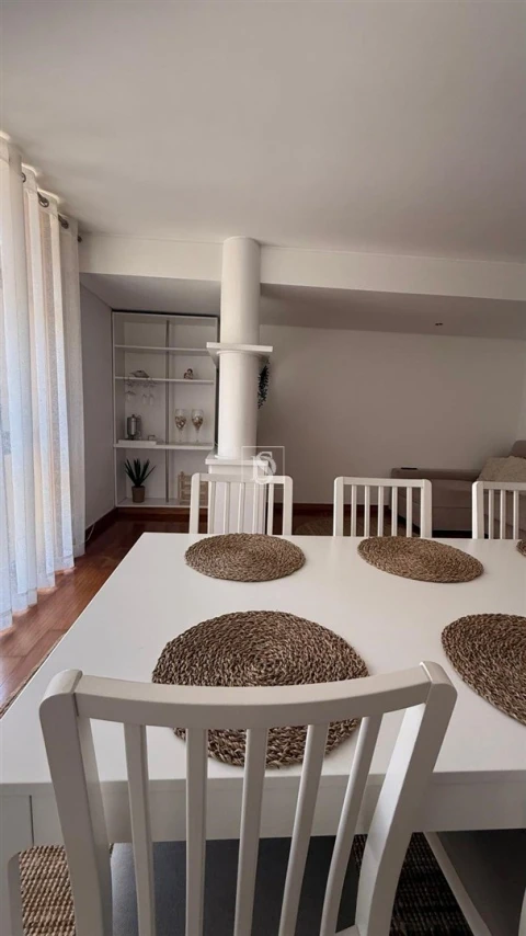 Apartamento T2 para Arrendamento em Darque