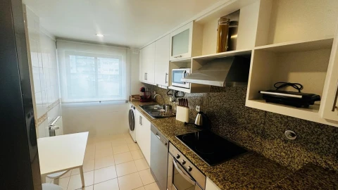 Apartamento T2 para Arrendamento em Darque