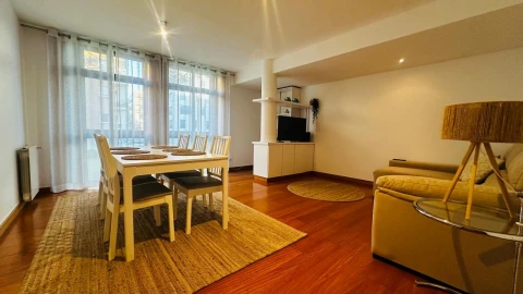 Apartamento T2 para Arrendamento em Darque