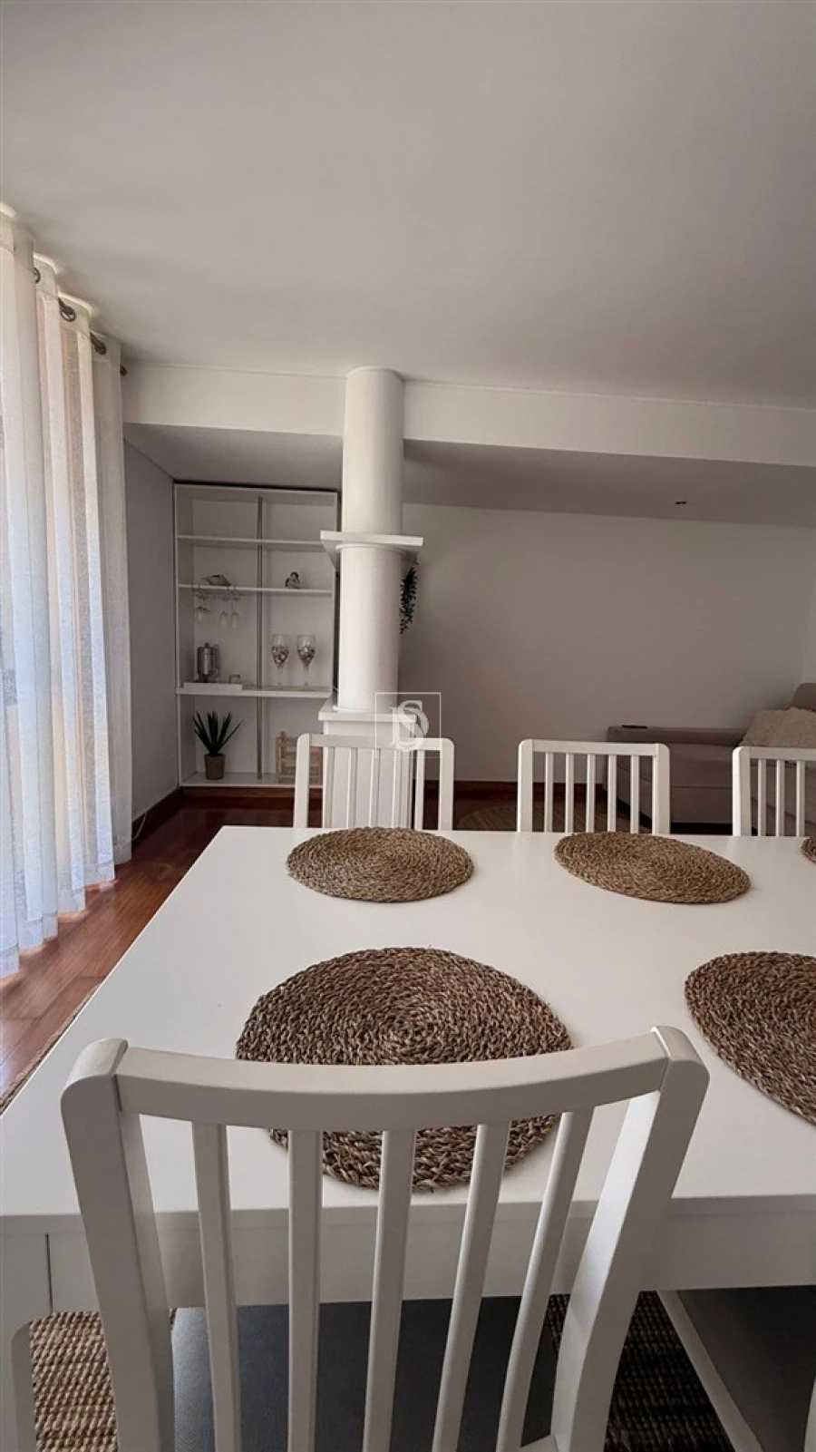Apartamento T2 para Arrendamento em Darque Foto 2