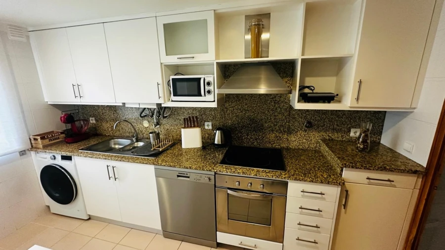Apartamento T2 para Arrendamento em Darque Foto 7