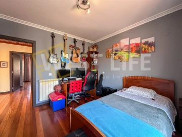 Moradia T4 para Venda em Carvoeira