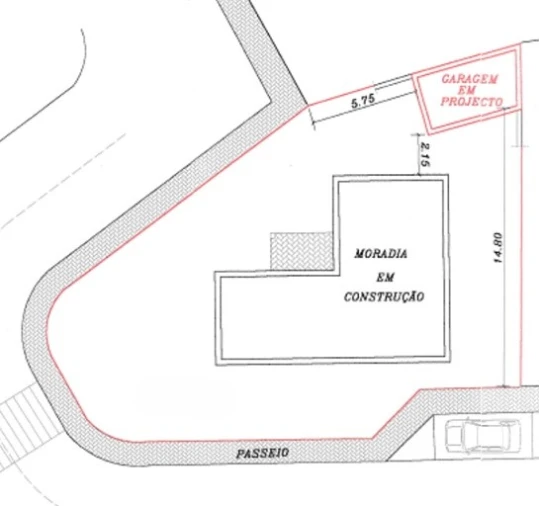 Moradia T4 para Venda em Carvoeira Planta 1