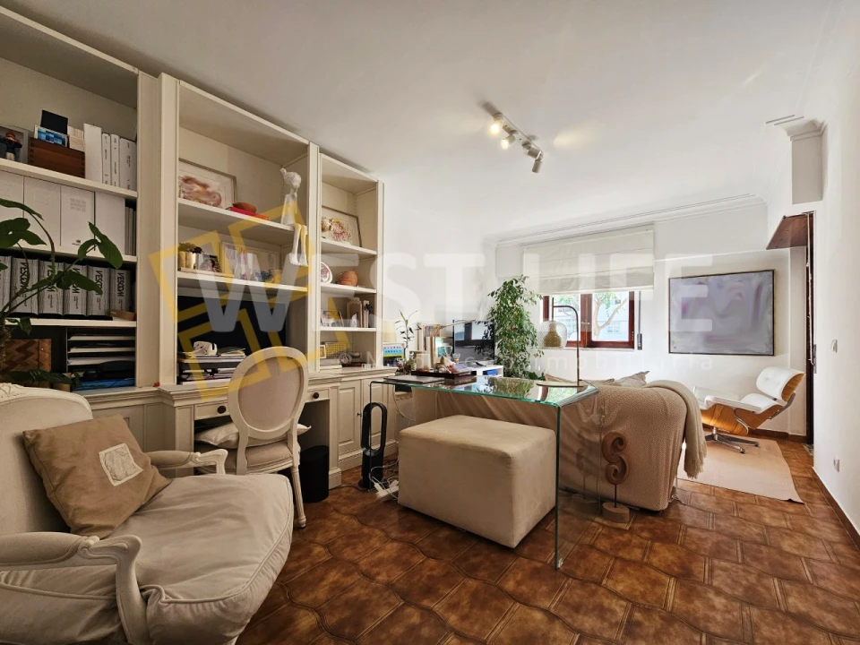 Apartamento T2 para Venda em Alcabideche Foto 4