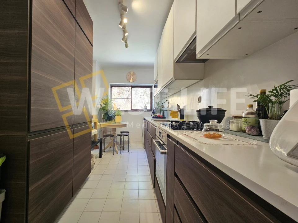 Apartamento T2 para Venda em Alcabideche Foto 9