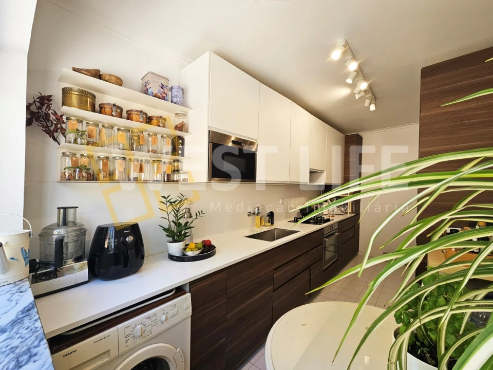 Apartamento T2 para Venda em Alcabideche Foto 11