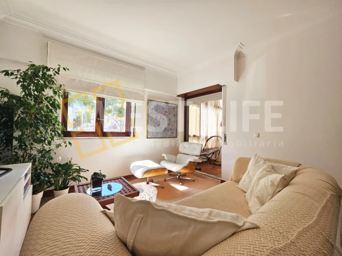 Apartamento T2 para Venda em Alcabideche Foto 5