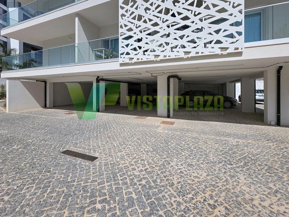 Apartamento T3 para Venda em Portimão Foto 12
