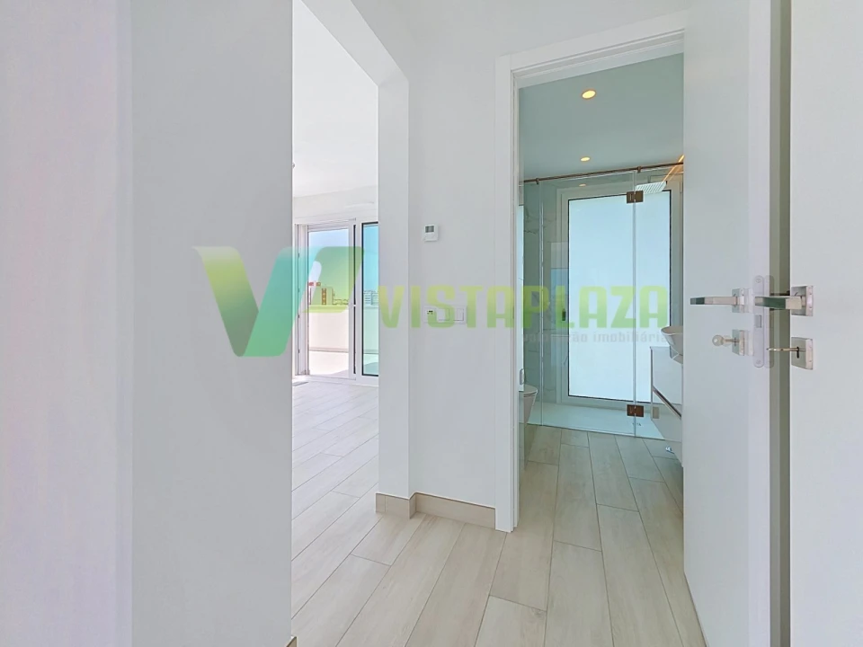 Apartamento T3 para Venda em Portimão Foto 32
