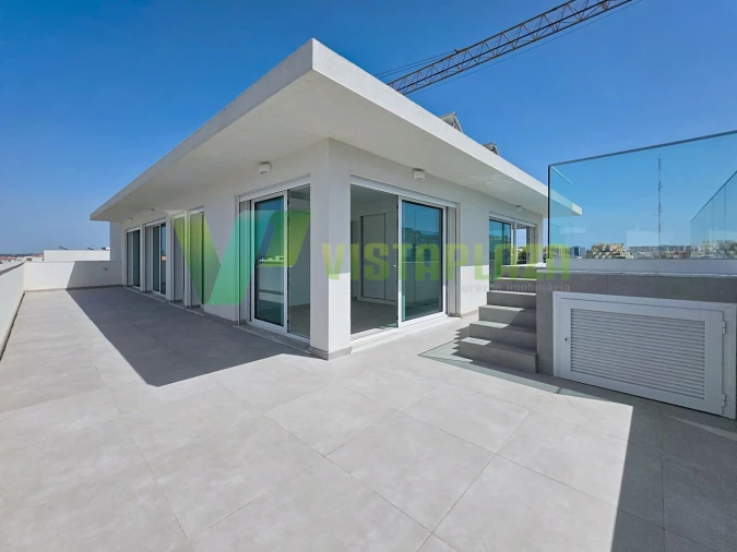 Apartamento T3 para Venda em Portimão Foto 7