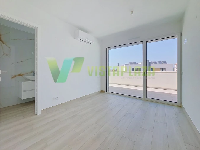 Apartamento T3 para Venda em Portimão Foto 27