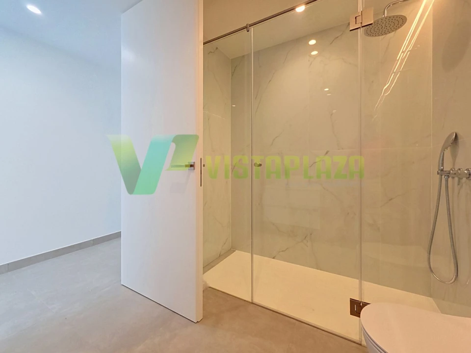 Apartamento T3 para Venda em Portimão Foto 11