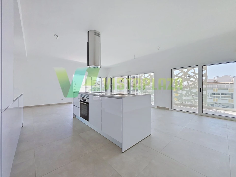 Apartamento T3 para Venda em Portimão Foto 13