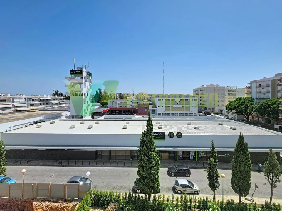 Apartamento T3 para Venda em Portimão Foto 24