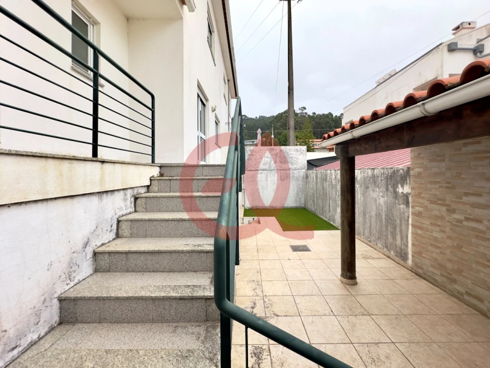 Moradia T3 para Venda em Carreço Foto 26