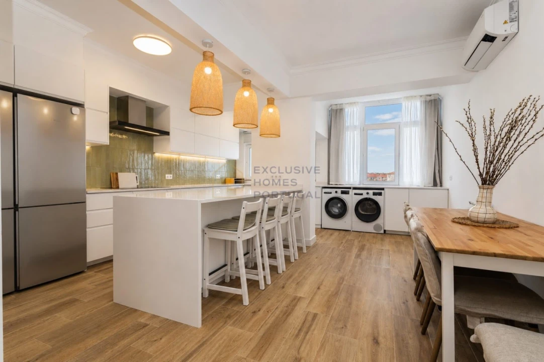 Apartamento T3 para Venda em Almada, Cova da Piedade, Pragal e Cacilhas Foto 12