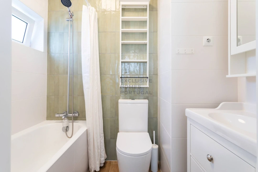 Apartamento T3 para Venda em Almada, Cova da Piedade, Pragal e Cacilhas Foto 16