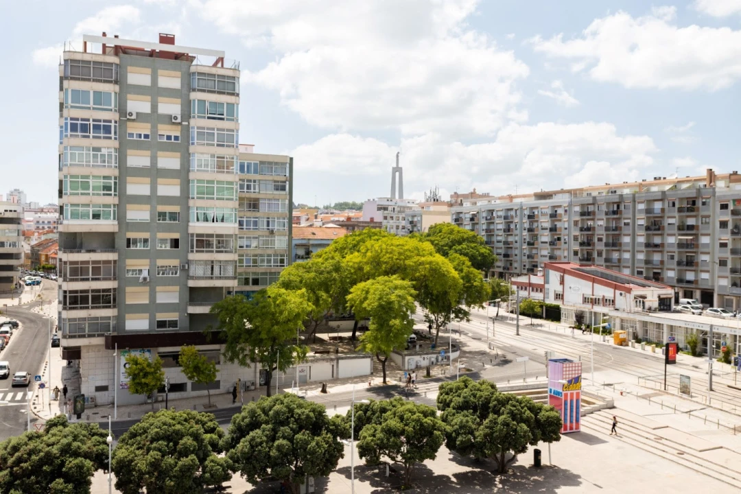 Apartamento T3 para Venda em Almada, Cova da Piedade, Pragal e Cacilhas Foto 33