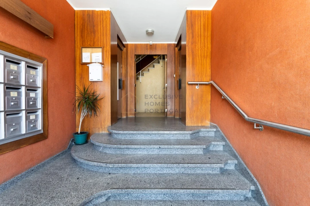 Apartamento T3 para Venda em Almada, Cova da Piedade, Pragal e Cacilhas Foto 37