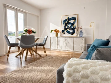 Apartamento T3 para Venda em Benfica