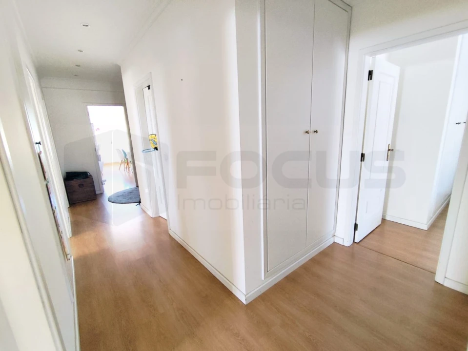 Apartamento T3 para Venda em Oliveira do Bairro Foto 6