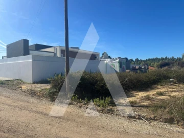 Terreno para Venda em Oiã