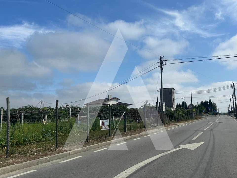 Terreno para Venda em Covões e Camarneira Foto 1