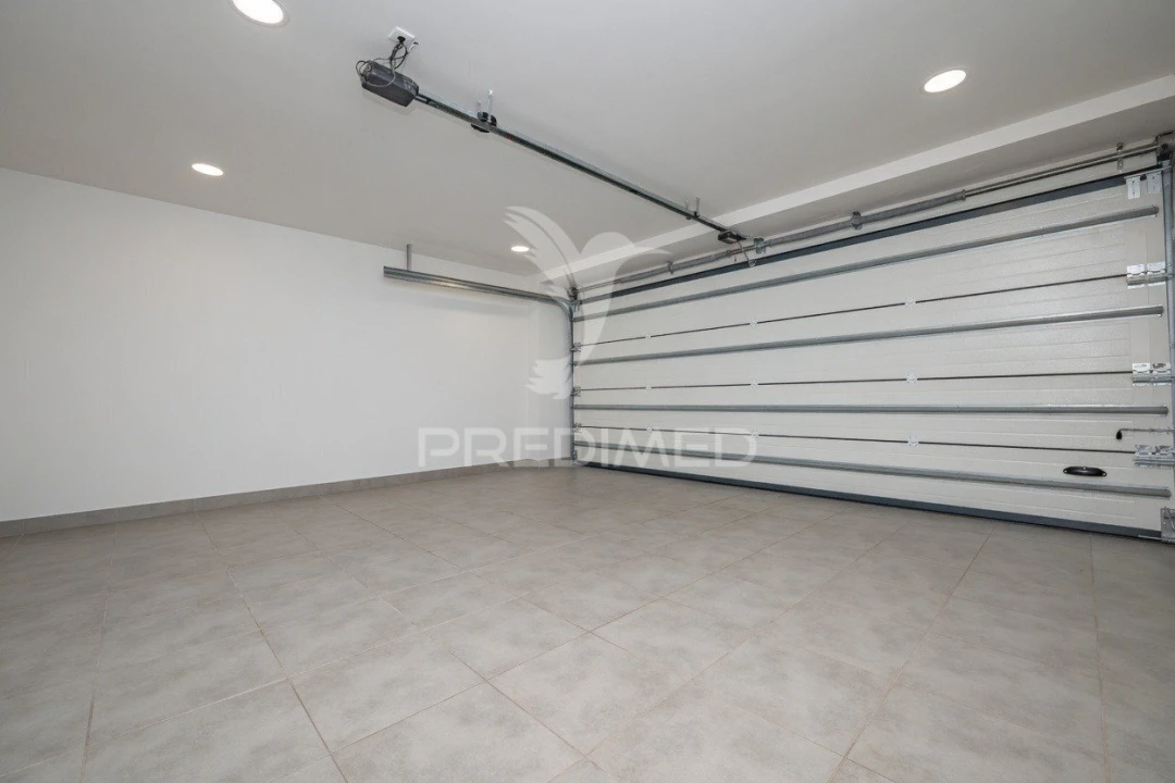 Moradia T3 para Venda em Turiz Foto 25