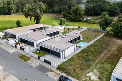 Moradia T3 para Venda em Turiz
