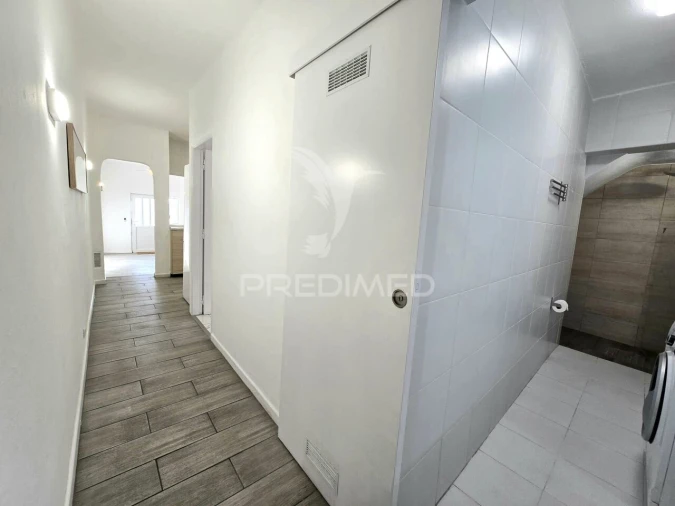 Apartamento T2 para Venda em Albufeira e Olhos de Água Foto 5